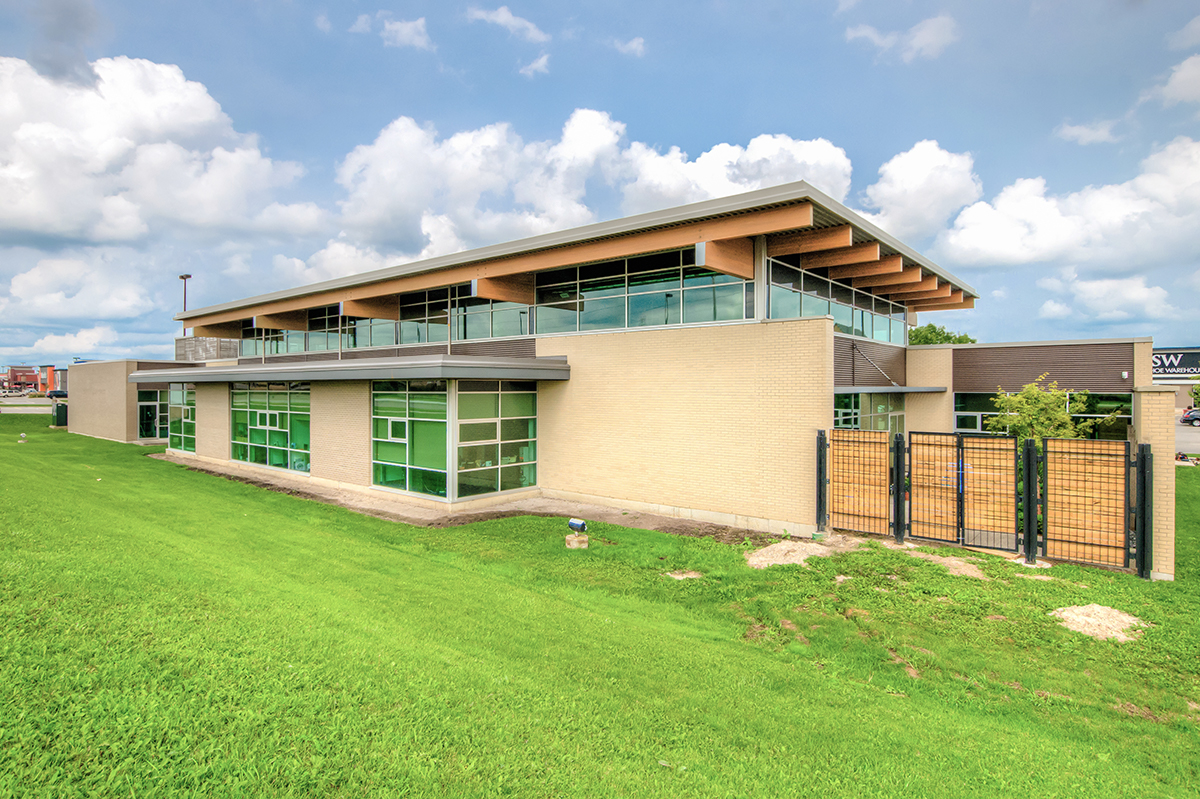 3200 Wonderland Road South